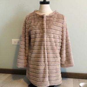 Size medium tan/blush faux chinchilla 3/4 length coat